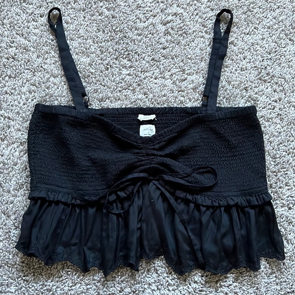 Aritzia Wilfred La Boheme Smocked Top